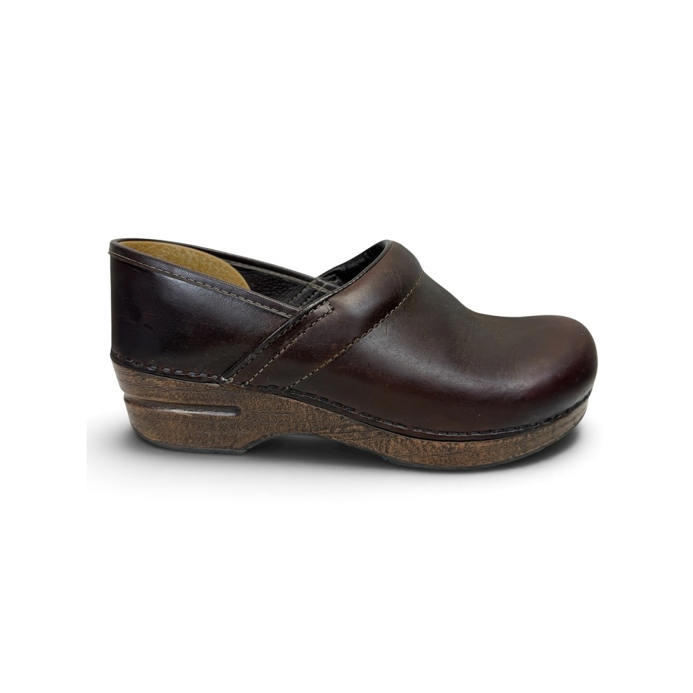 Dansko Professional Oiled Leather Clogs Dark Brown Womens 39 EU 8.5-9 US